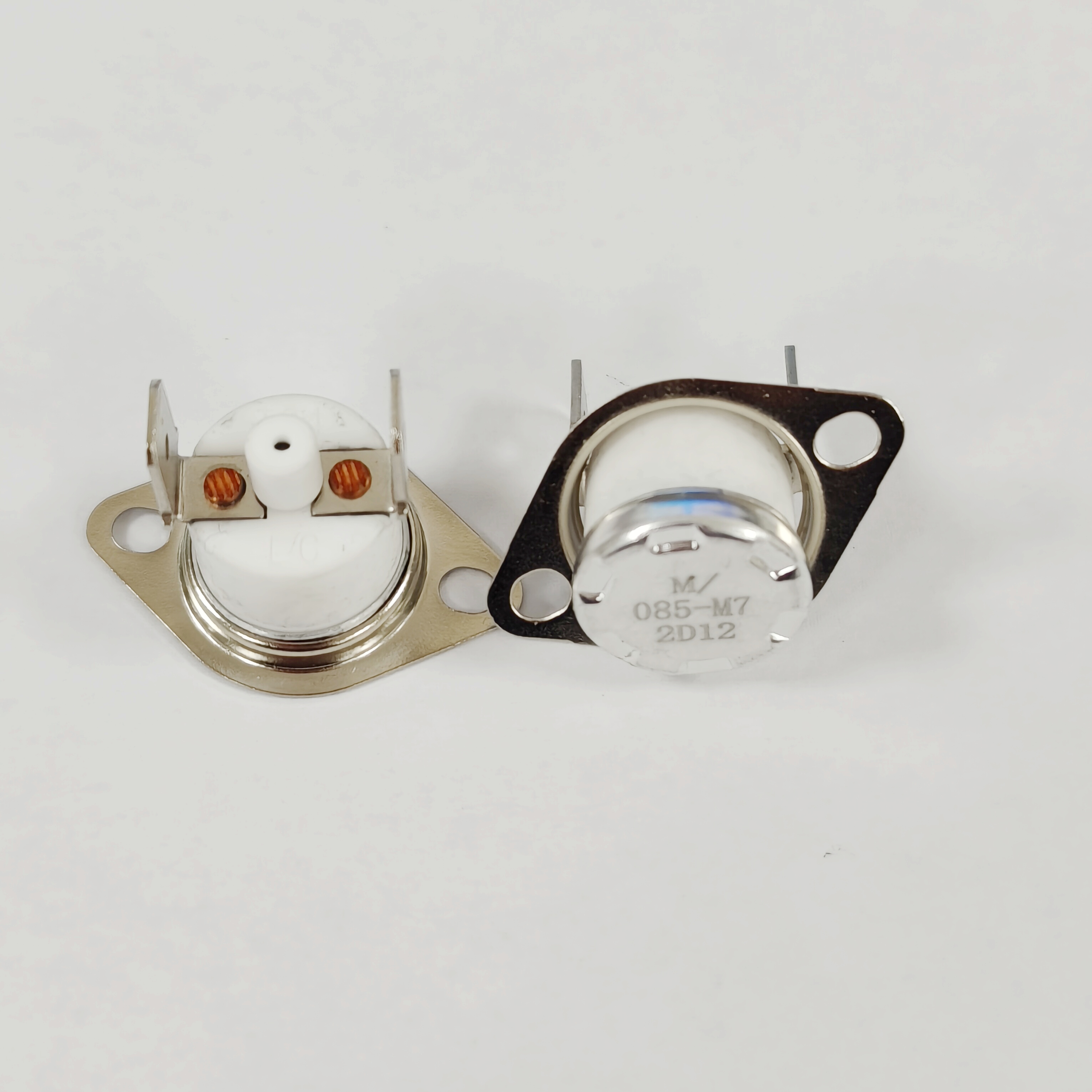 KSD301 Bimetal Thermostat Switch, Manual Reset, Ceramic Case, Vertical Quick Connectors